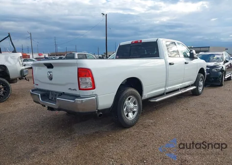 2024 Ram 2500 Tradesman 4X4 8' Box z USA, uszkodzony, nr VIN 3C6UR5HJ2RG417928